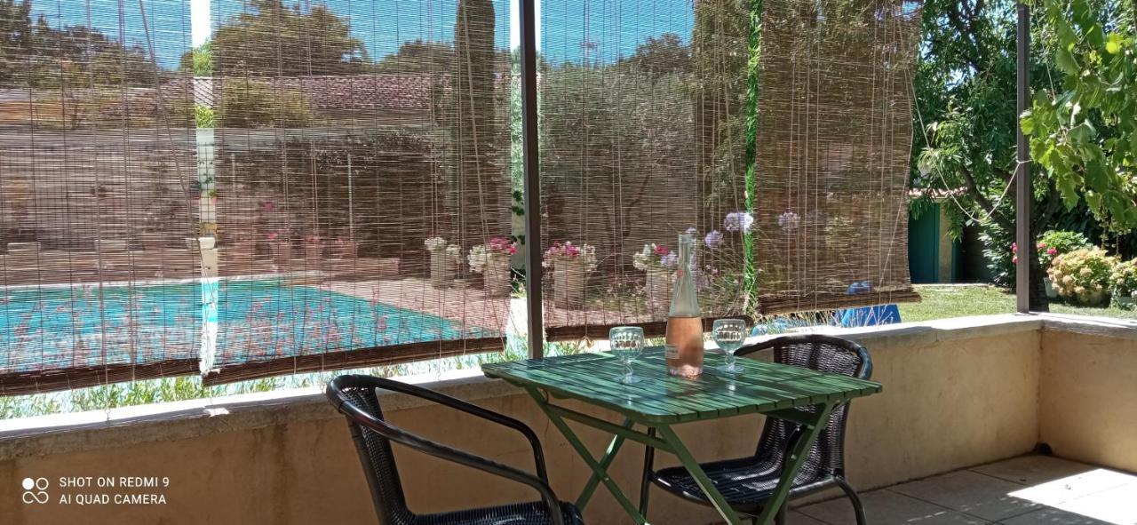 Sous Les Chenes, En Provence Villa Eyragues Exteriör bild