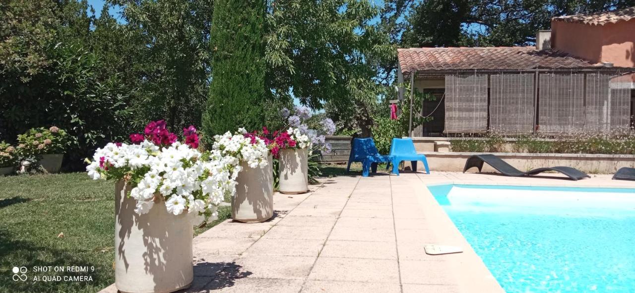 Sous Les Chenes, En Provence Villa Eyragues Exteriör bild